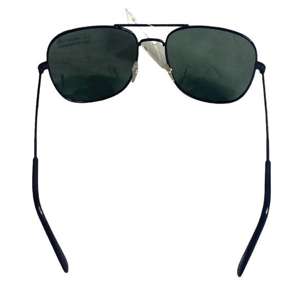 Polaroid Royal Vintage Sunglasses Polarizing Lens UV Protection Glare Unisex - Picture 5 of 8